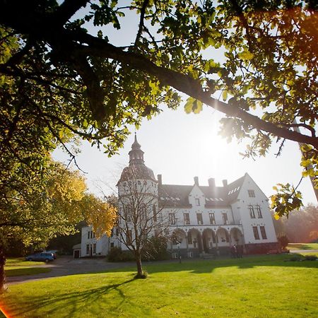 Hellidens Slott Hotel Tidaholm Bagian luar foto